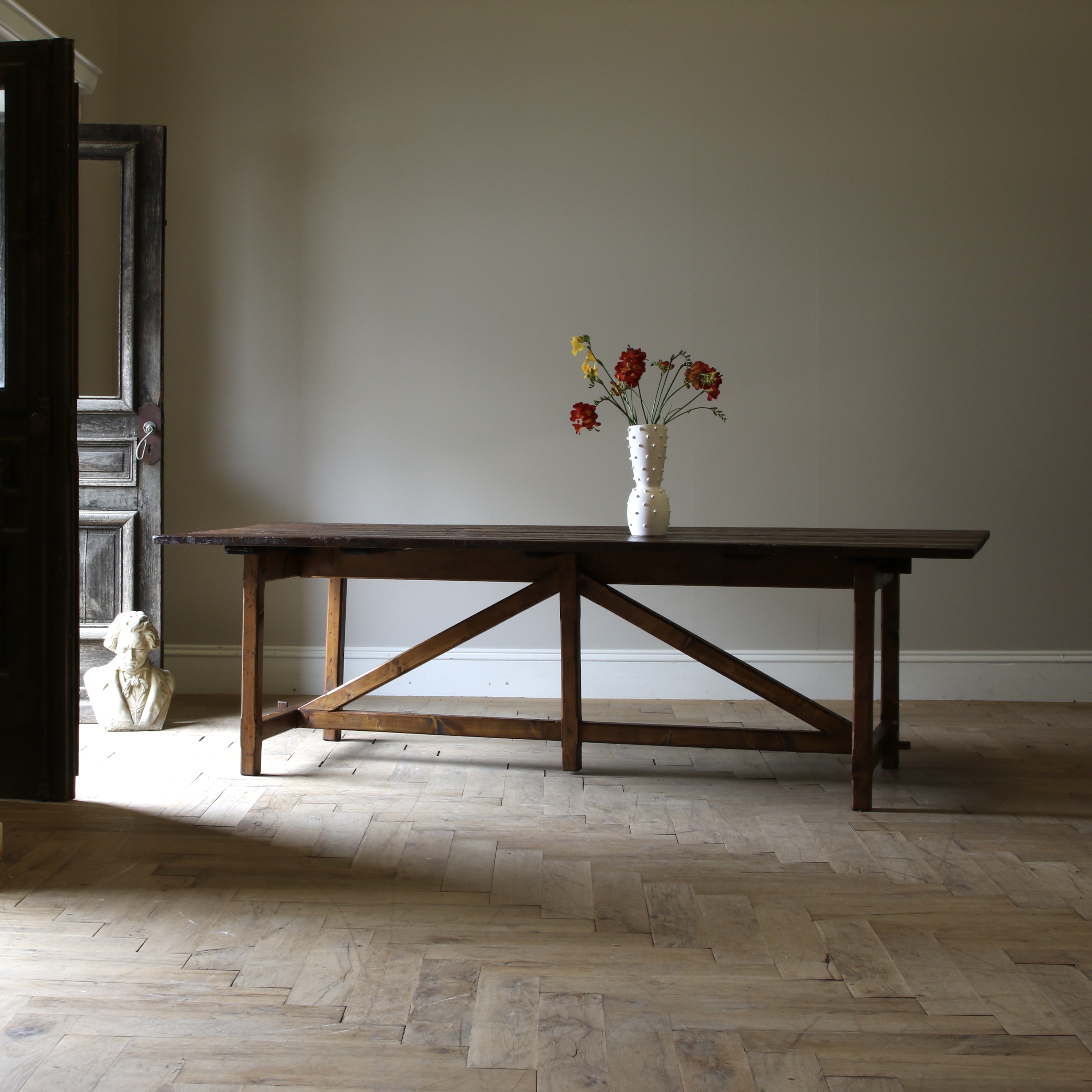 151-74 - Orangery Dining Table // JS Editions